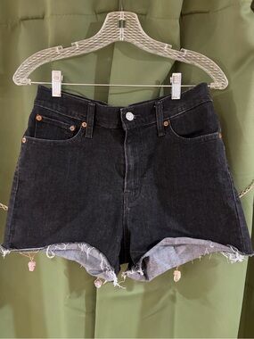 Levi's high rise dark/black denim shorts